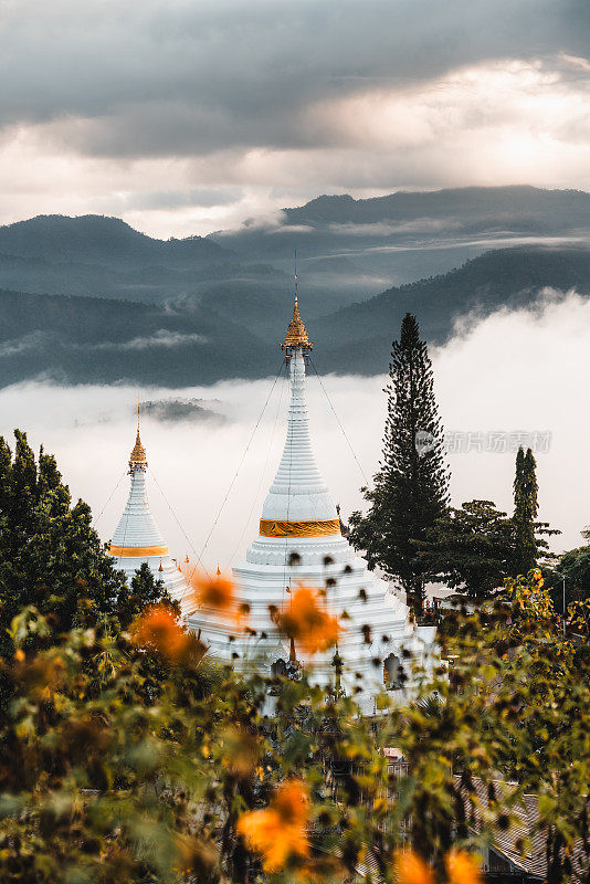 泰国湄宏山的佛寺(wra That Doi Kongmu)